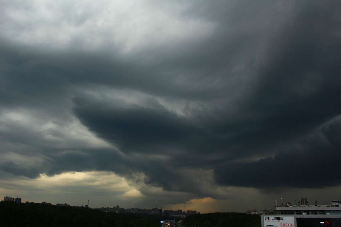 Грозы, град, шквалистый ветер: В Башкирии объявлено штормовое предупреждение