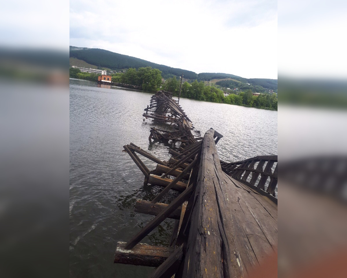 Жителям Башкирии рассказали, когда начнут восстанавливать легендарный деревянный мост в Белорецке