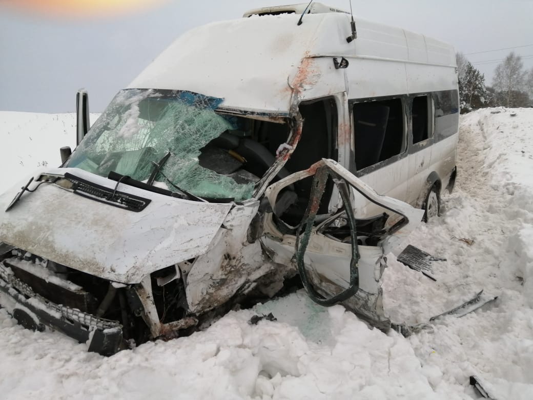 Следственный комитет Башкирии возбудил уголовное дело по факту ДТП с пассажирскими автобусами, в котором погибли двое детей