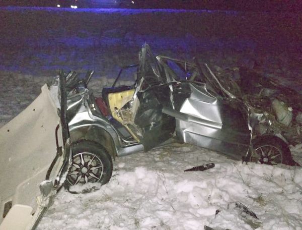 В Башкирии ВАЗ-2114 съехал в кювет: Один пассажир скончался, четверо пострадали