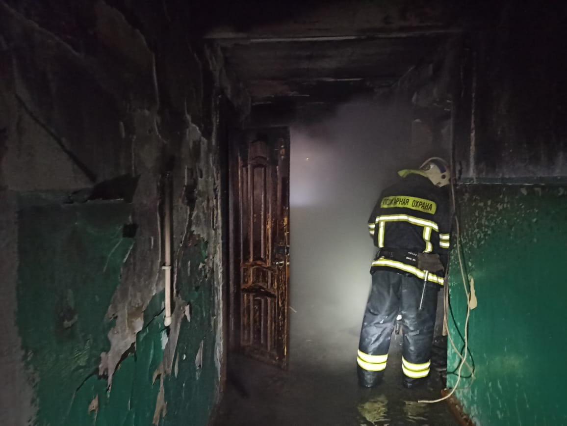 В Башкирии из-за ночного пожара в многоквартирном доме эвакуировано 72 человека