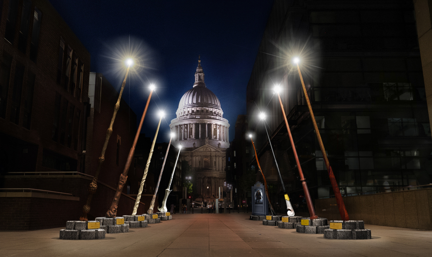 В центре Лондона установили гигантские волшебные палочки из Гарри Поттера 