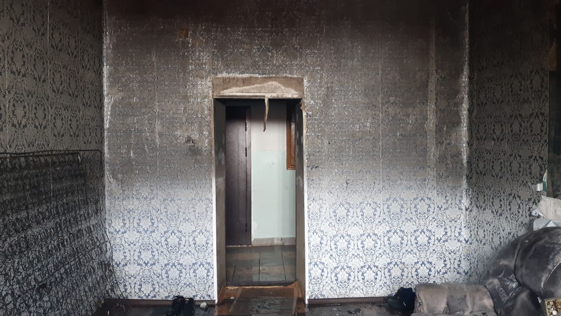 В Башкирии из горящего дома спасли сотню человек