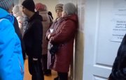 «На весь город одно окошко»: Жителей Башкирии вывела из себя очередь в офисе «БашРТС» и платежка за отсутствующую воду