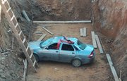 В Башкирии автомобиль съехал в траншею