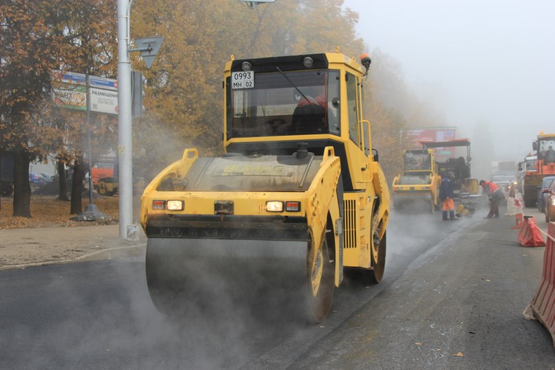 В Уфе рабочие приступили к капитальному ремонту дорожного покрытия