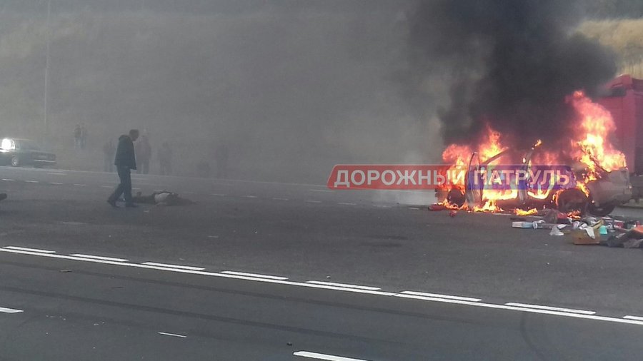 Смертельное ДТП под Уфой: Автомобиль загорелся после столкновения с мотоциклом