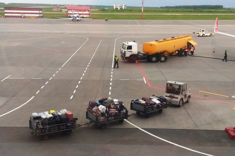 В аэропорту Уфы у пассажиров изъяли сомнительный бараний жир