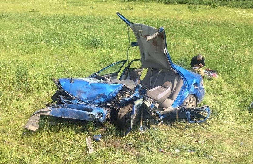 «От удара у одной из машин оторвалась крышка багажника»: В Башкирии в ДТП погиб 31-летний мужчина