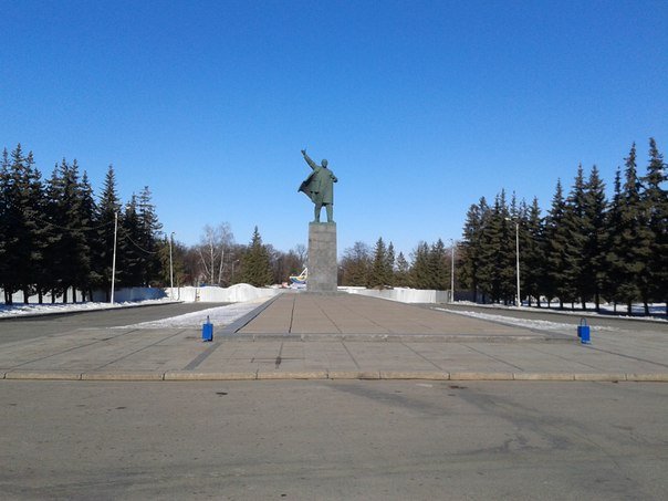 На новогоднее оформление площади Ленина в Уфе выделят 3 млн рублей