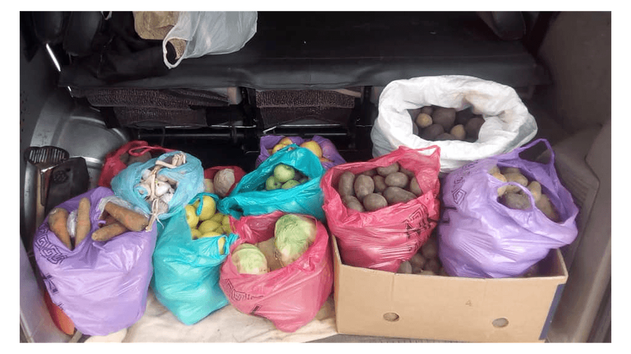 В Уфе бездомным передали 100 килограммов вещей и 300 килограммов продуктов