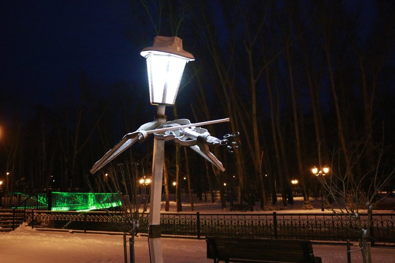 В одном из городов Башкирии установили необычные фонари-музыканты
