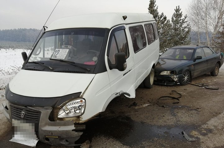 В Башкирии в ДТП пострадала пассажирка рейсового автобуса