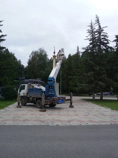 В уфимском парке Победы устанавливают новый памятник