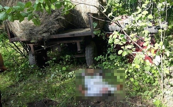 В Башкирии перевернулся трактор – Водитель погиб