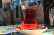 Учёные заявили об опасности горячего чая