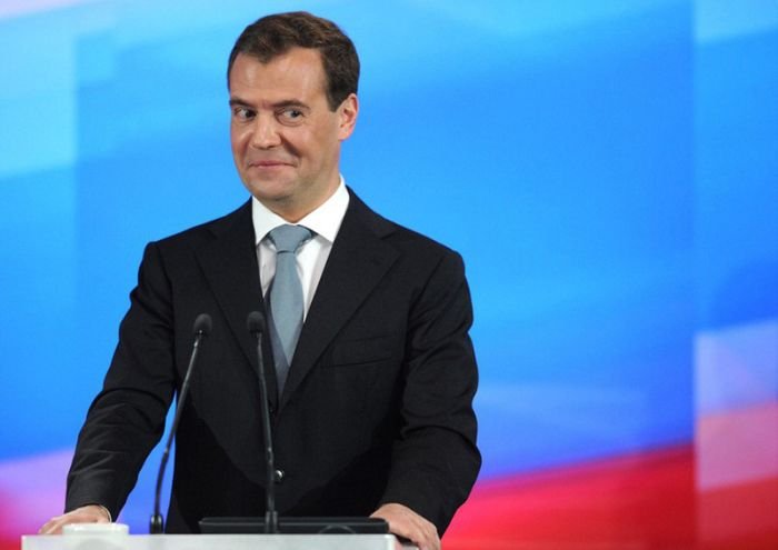 Дмитрий Медведев обсудит в Уфе антикризисные меры в здравоохранении