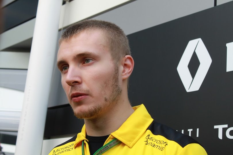 Российский гонщик Сироткин подписал контракт с Williams