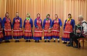 Бабушки из Башкирии исполнили рок-хит под баян и бубен