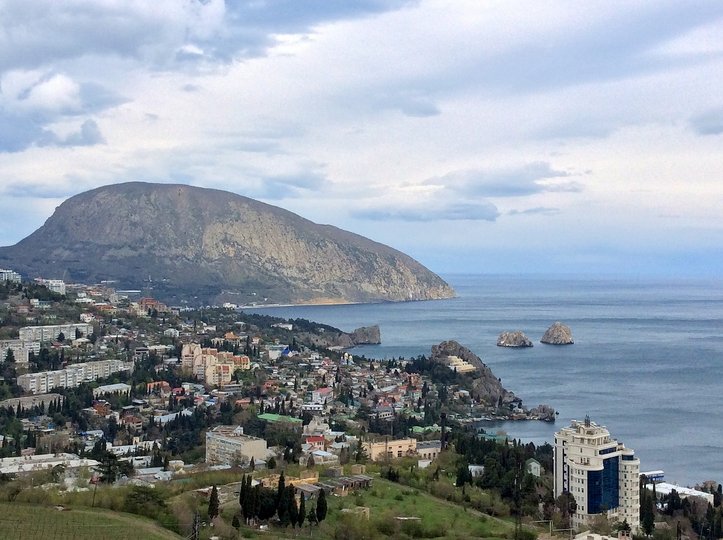 Уфимка упала со скалы в Крыму