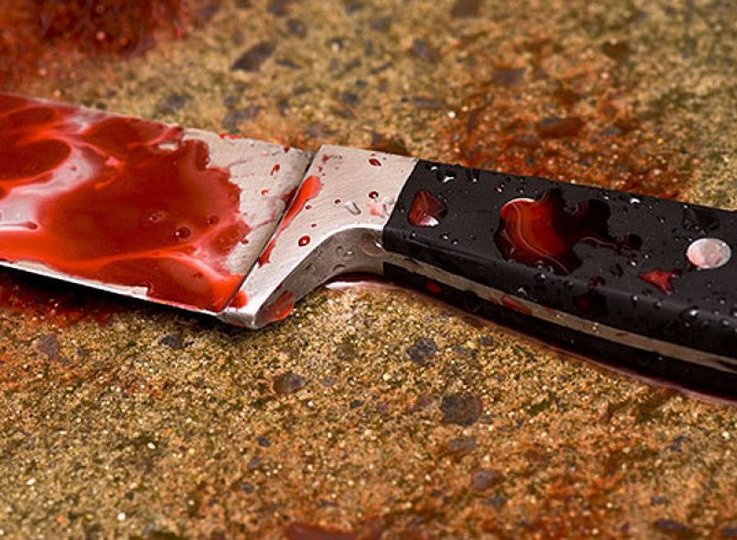 Жительница Башкирии едва не убила двоих мужчин кухонным ножом