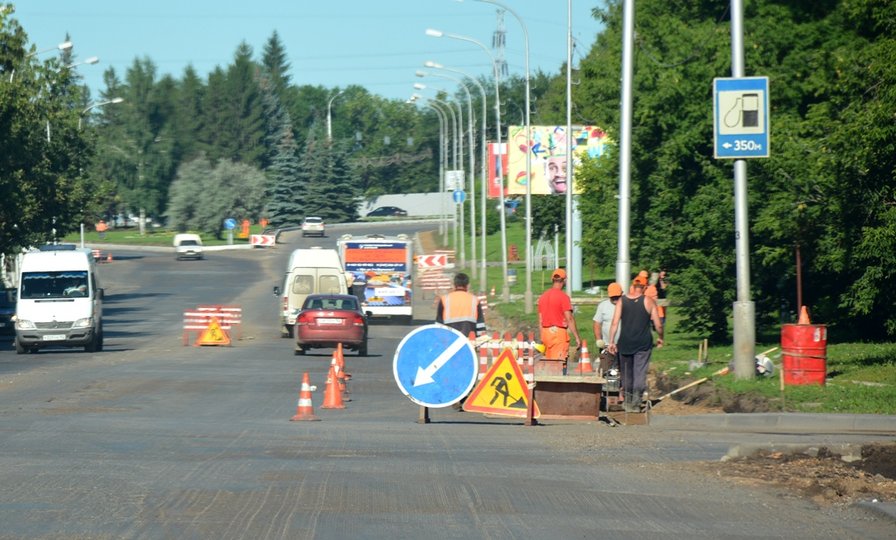 Рабочие приступили к капитальному ремонту дорог в северной части Уфы