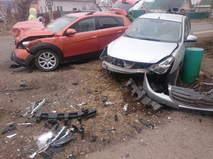 В Башкирии в столкновении автомобилей пострадал мужчина