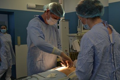 Депутат Курултая провел операцию по удалению опухоли