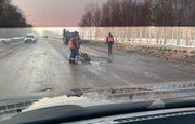 Власти Башкирии прокомментировали жалобу на рабочих, укладывающих асфальт в лужи