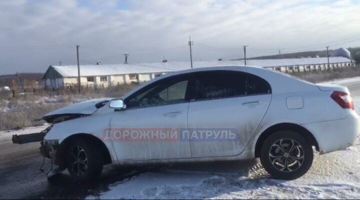 В Башкирии водитель выехал на «встречку» – пострадали двое