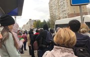 «В салоне начались крики, люди жаловались и просили подвинуться»: Уфимцы устроили давку в переполненном автобусе 