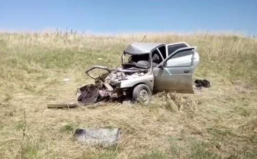 В Башкирии в ДТП с КамАЗом погибла 29-летняя девушка