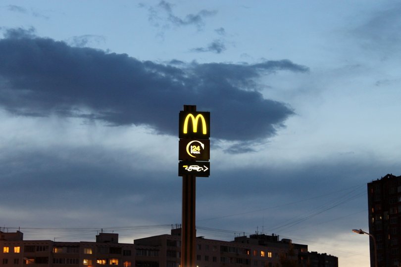 В России появилась первая «тёмная кухня» от «Макдоналдс»