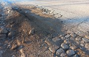 «Хватило ровно на один день» – Жителя Башкирии возмутило состояние дороги