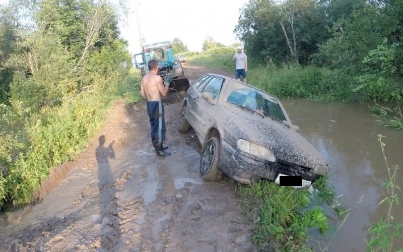 В Башкирии 20 туристов на 5 автомобилях оказались в плену из-за подъёма воды