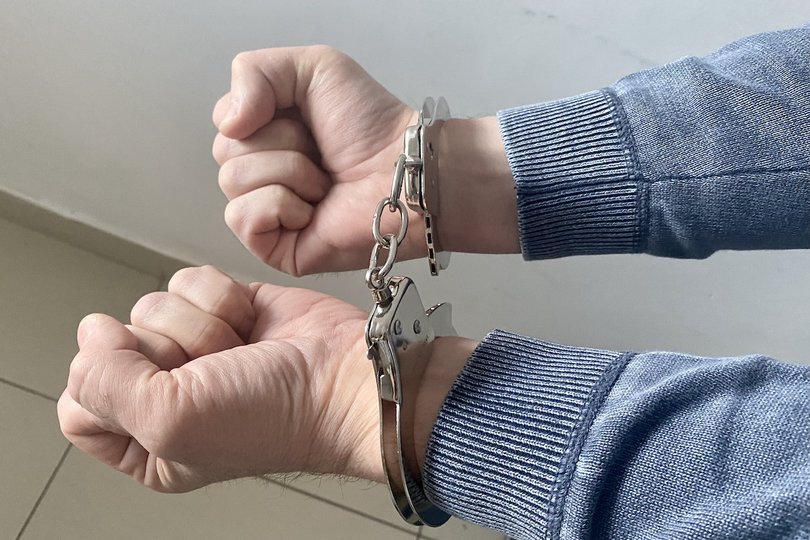 Полицейские в Башкирии задержали двух подозреваемых в обмане пенсионерок на 500 тысяч рублей