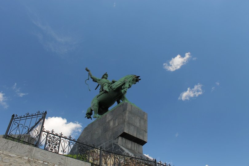 В Челябинске хотят установить памятник Салавату Юлаеву