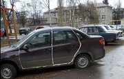 В Башкирии машину местной жительницы из мести залили монтажной пеной 