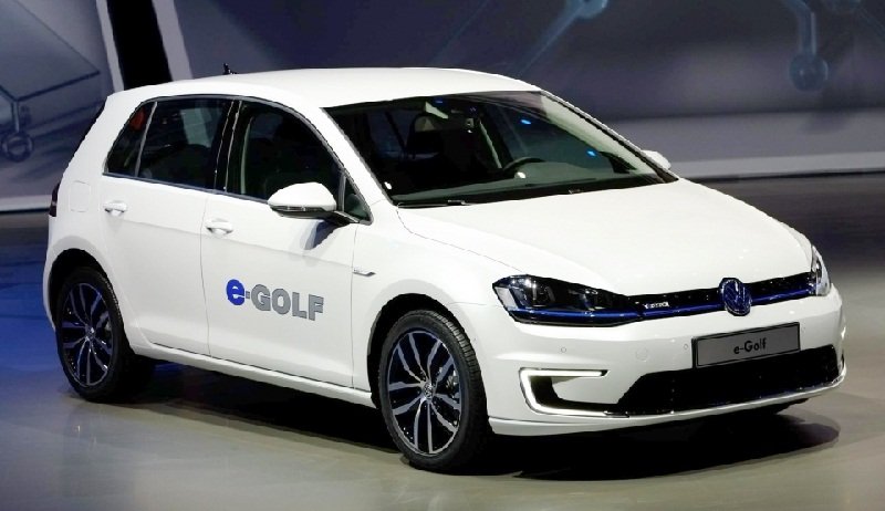 Volkswagen объявил сроки выхода на рынок восьмого поколения Golf
