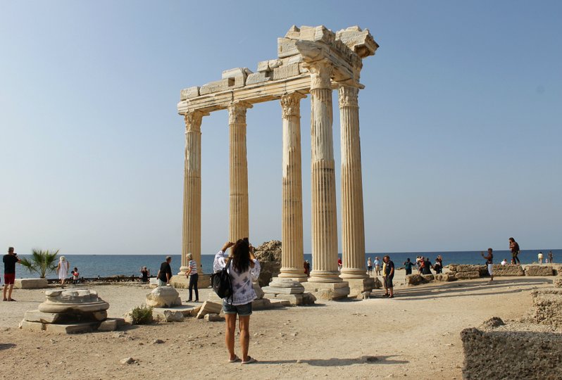 На отдых в Турцию поедет в два раза больше туристов