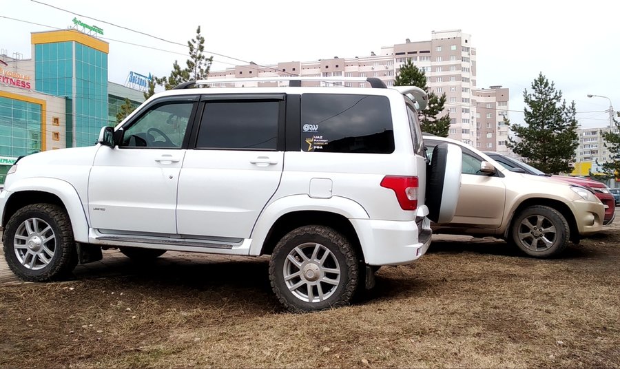 Мэр Уфы Сергей Греков: «В городе вполне хватает мест для парковок»