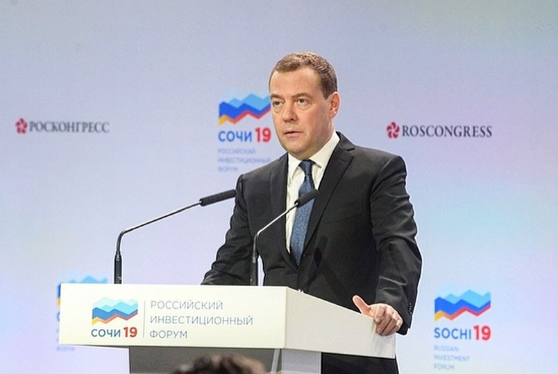 «Это реальная угроза для каждого из нас»: Дмитрий Медведев о ситуации с коронавирусом в России