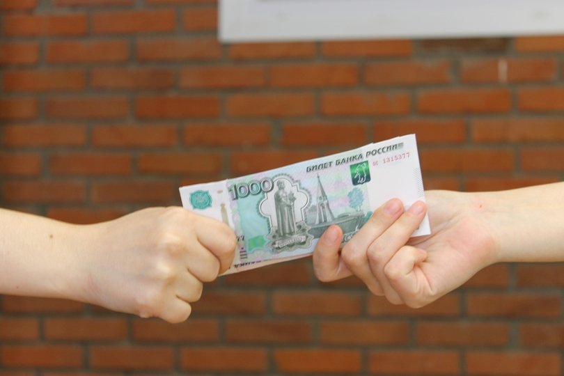 За предложенную взятку уфимец перечислит в доход государства три миллиона рублей