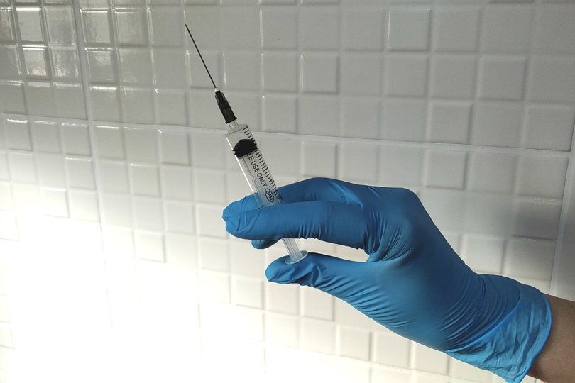 Первую в мире убивающую коронавирус вакцину успешно создали в Италии