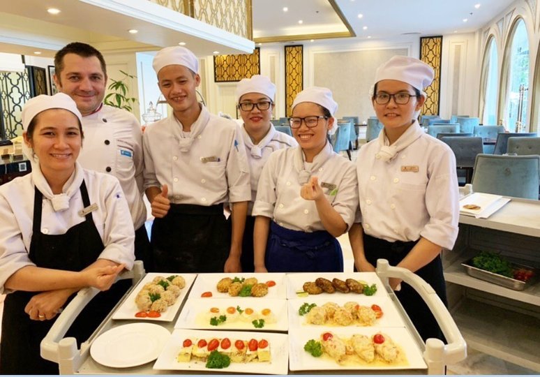 В отелях Вьетнама появились детские клубы с русской едой