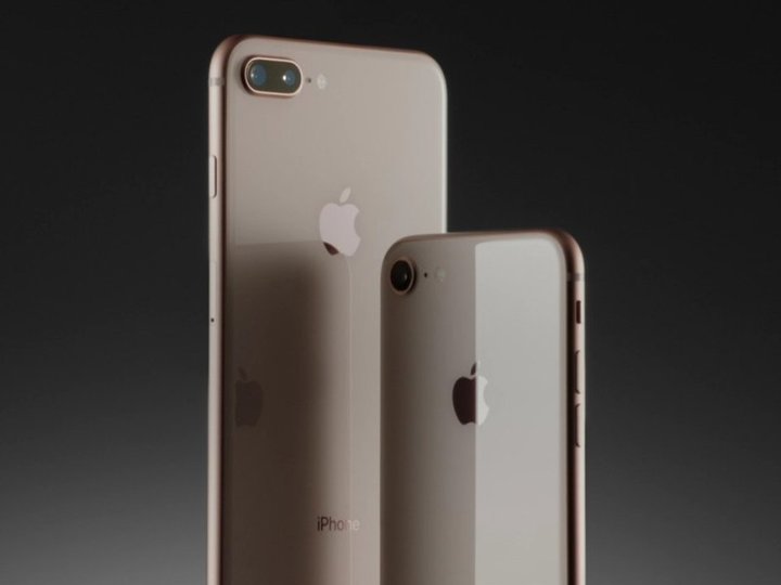 Apple приостановила производство iPhone 8 Plus из-за поддельных запчастей