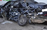 В Уфе водителя зажало в автомобиле после ДТП с НефАЗом – пострадавшего вызволили спасатели