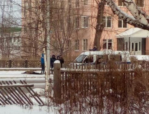 На остановке в Башкирии умер молодой парень