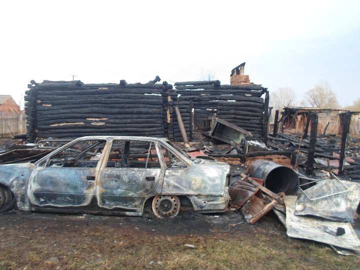 В Башкирии при пожаре в жилом доме погибли пенсионерка и её сын