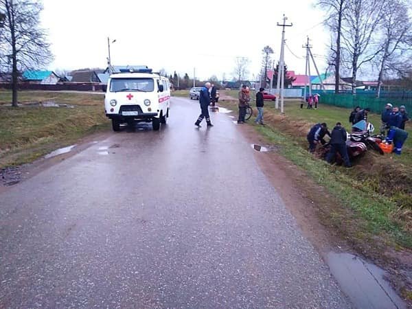 В Башкирии мотоциклист съехал в кювет и получил серьезные травмы